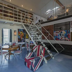 Loft Garibaldi Guest house
